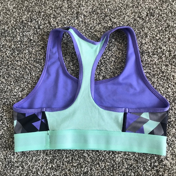 Under Armour Sports Bra - Picture 2 of 4